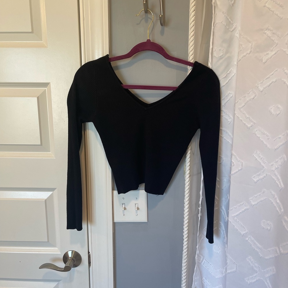 Long sleeve crop top